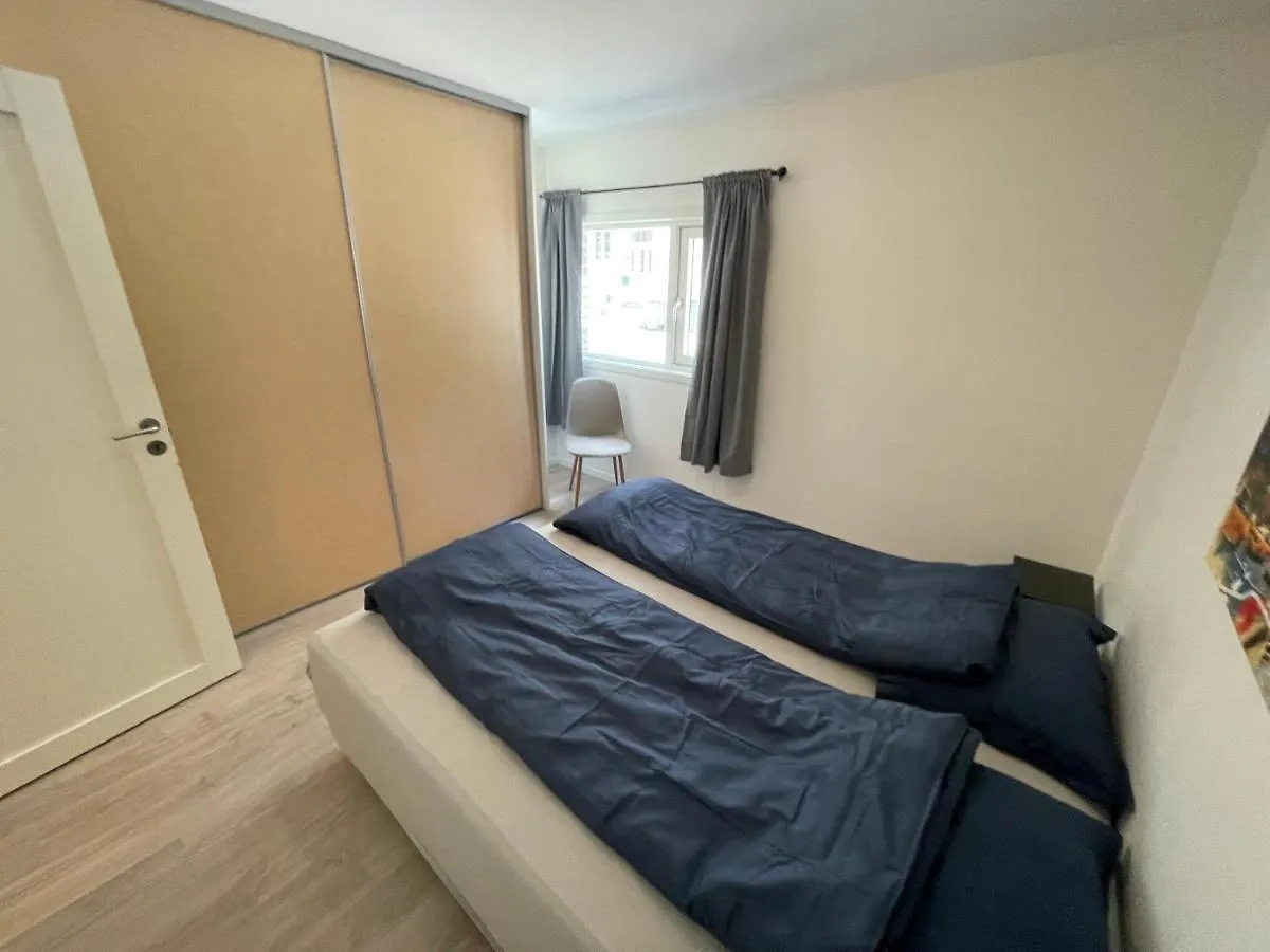 Very Central Location In Bergen Apartment